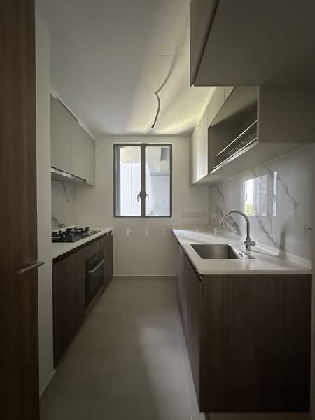 North Gaia Executive Condominium For Sale at S$ 1,550,000 | PropertyGuru Singapore - Kitchen