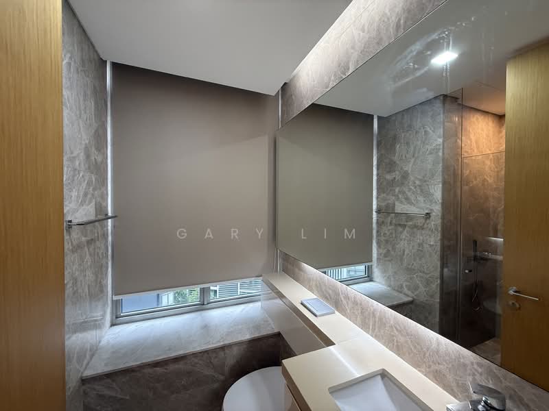 The Laurels @ Cairnhill Road, 38 Cairnhill Road, 2 Bedrooms, 883 sqft, Condominium For Rent, by Gary Lim, 500074141 - Bathroom - PropertyGuru.com.sg