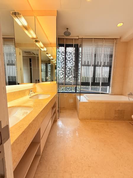 Chancery GCB | 优质洋房 – 黄金地段, Chancery | Newton | Novena, 10+ Bedrooms, 25,000 sqft, Good Class Bungalow For Rent, by Gwendolyn Xu ( 徐瀞 ), 500074146 - Bathroom - PropertyGuru.com.sg