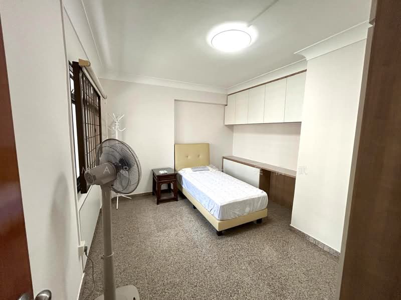 288E Jurong East Street 21, 288E Jurong East Street 21, 4 Bedrooms, 1,200 sqft, HDB Flat For Rent, by Marc Goh 吴膺武, 500074148 - Bedroom - PropertyGuru.com.sg