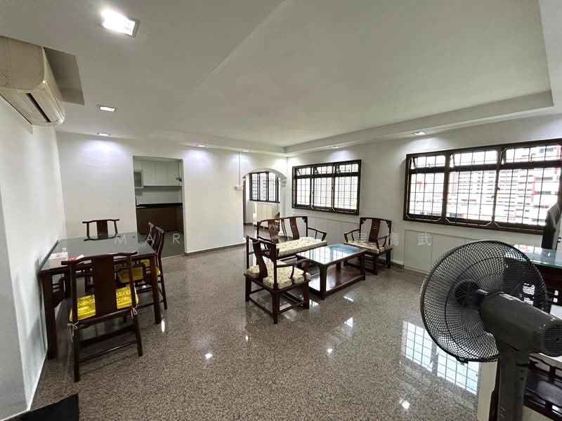 288E Jurong East Street 21, 288E Jurong East Street 21, 4 Bedrooms, 1,200 sqft, HDB Flat For Rent, by Marc Goh 吴膺武, 500074148 - Living Room - PropertyGuru.com.sg