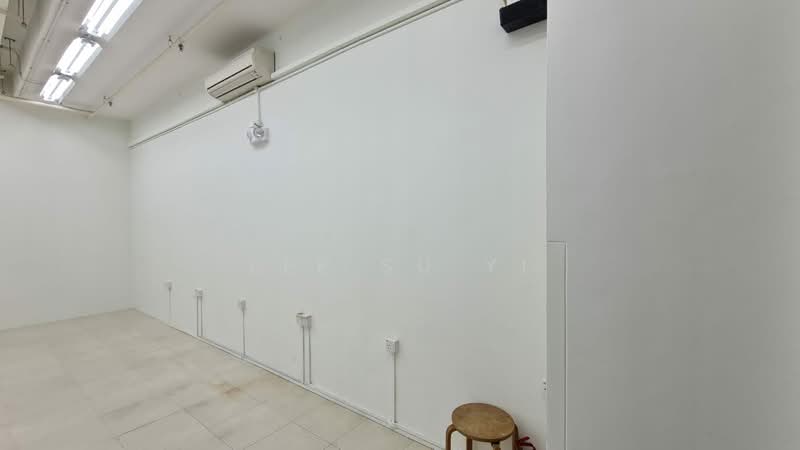 Ubi Techpark, 10 Ubi Crescent, 300 sqft, Light Industrial (B1) For Rent, by Lee Su Yi, 500074152 - Interior - CommercialGuru.com.sg