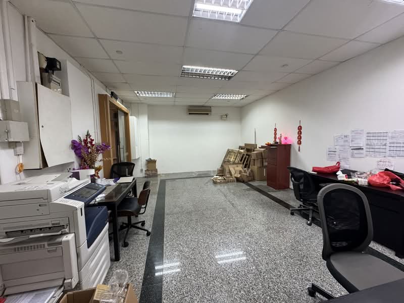 Ubi Techpark, 10 Ubi Crescent, 700 sqft, Light Industrial (B1) For Rent, by Lee Su Yi, 500074172 - Interior - CommercialGuru.com.sg
