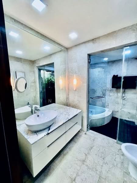 Mistral Park Semi-Detached House For Sale at S$ 7,500,000 | PropertyGuru Singapore - Bathroom