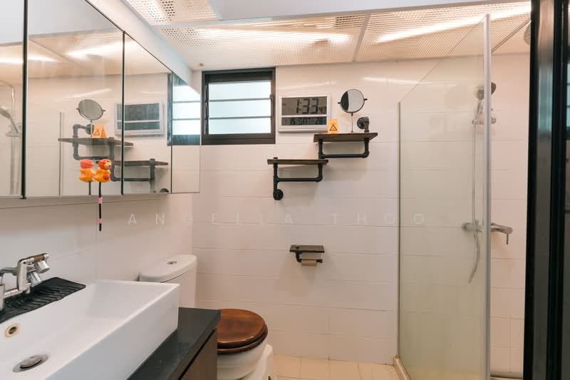 817B Keat Hong Link HDB Flat For Sale at S$ 799,888 | PropertyGuru Singapore - Bathroom