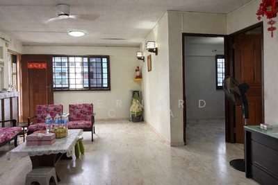 For Sale - 245 Jurong East Street 24