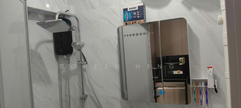 688B Choa Chu Kang Drive, 688B Choa Chu Kang Drive, Room Rental, 150 sqft, HDB Flat For Rent, by Doreen Heng, 500074192 - Bathroom - PropertyGuru.com.sg