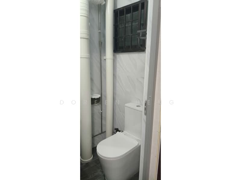 688B Choa Chu Kang Drive, 688B Choa Chu Kang Drive, Room Rental, 150 sqft, HDB Flat For Rent, by Doreen Heng, 500074192 - Bathroom - PropertyGuru.com.sg