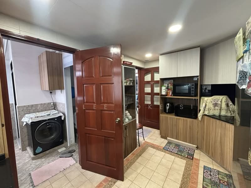 Ballota Park Condo, 152 Mariam Way, 3 Bedrooms, 1,421 sqft, Condominium For Rent, by Ada Lee Yoke Sim, 500074196 - Kitchen - PropertyGuru.com.sg