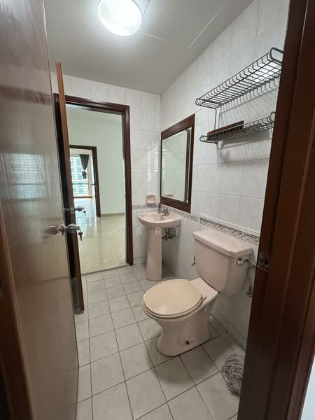 Hazel Park Condo, 21 Hazel Park Condo, 4 Bedrooms, 1,518 sqft, Condominium For Rent, by Stewart Lim, 500074200 - PropertyGuru.com.sg