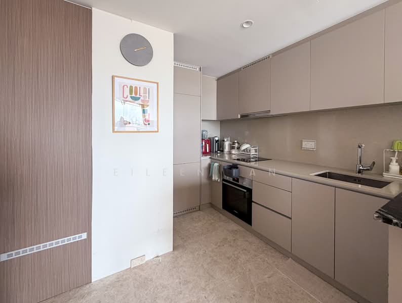 Seaside Residences Condominium For Sale at S$ 1,650,000 | PropertyGuru Singapore - Kitchen