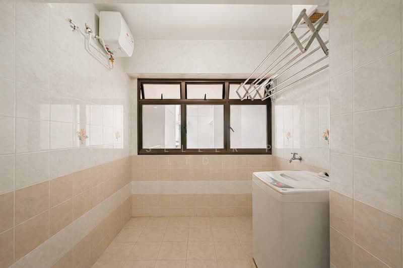 145 Lorong 2 Toa Payoh HDB Flat For Sale at S$ 1,061,000 | PropertyGuru Singapore - Interior