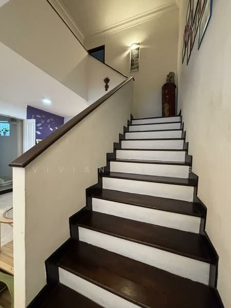 512 Bukit Batok Street 52 HDB Flat For Sale at S$ 860,000 | PropertyGuru Singapore - Interior