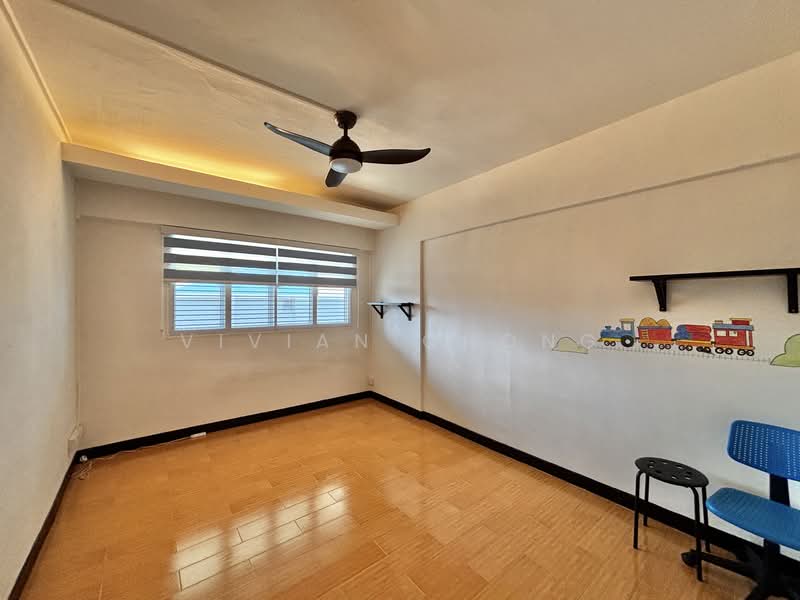 512 Bukit Batok Street 52 HDB Flat For Sale at S$ 860,000 | PropertyGuru Singapore - Interior