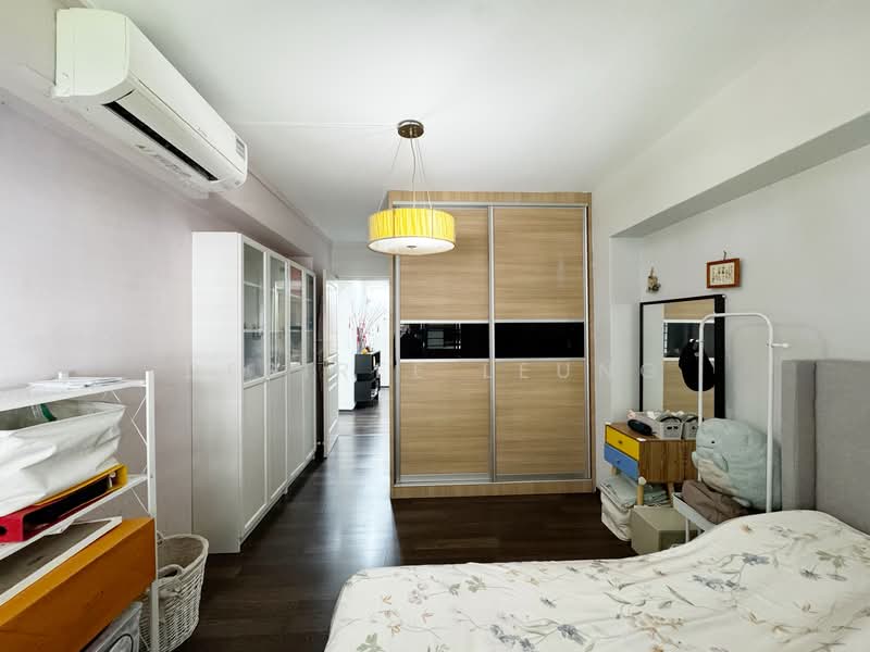 210 Pasir Ris Street 21 HDB Flat For Sale at S$ 850,000 | PropertyGuru Singapore - Bedroom 2