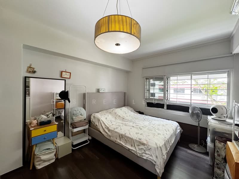 210 Pasir Ris Street 21 HDB Flat For Sale at S$ 850,000 | PropertyGuru Singapore - Bedroom 2
