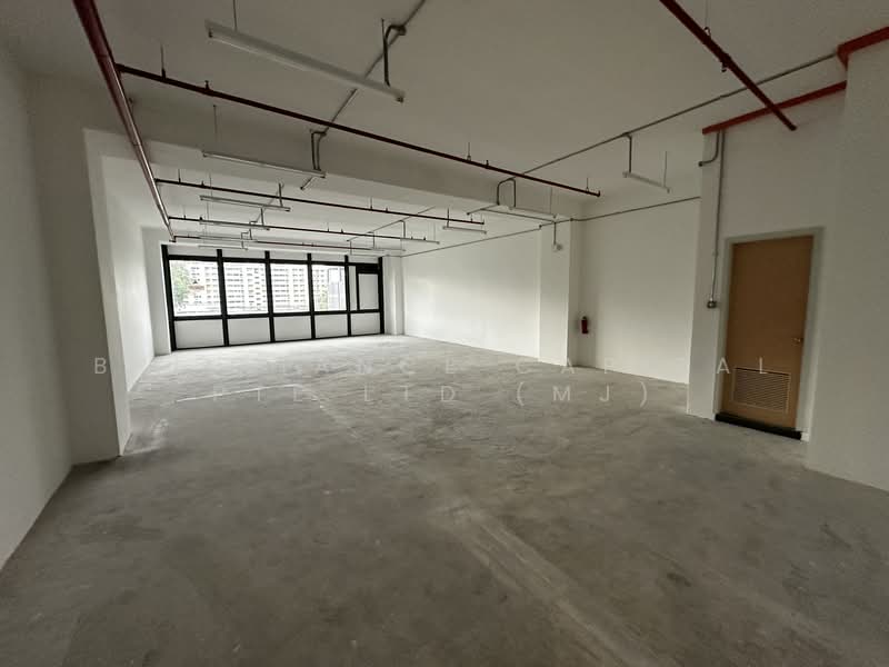 E-Centre @ Redhill, 3791 Jalan Bukit Merah, 2,863 sqft, Light Industrial (B1) For Rent, by MJ ZHUO, 500074236 - CommercialGuru.com.sg
