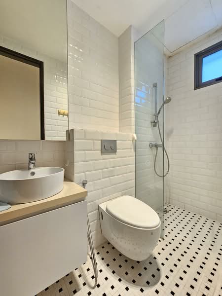 Berwick Drive Corner Terrace For Sale at S$ 7,570,200 | PropertyGuru Singapore - 2nd Floor Bedroom 2 Bathroom