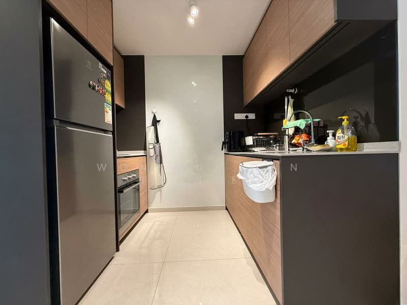 Midwood Condominium For Sale at S$ 1,620,000 | PropertyGuru Singapore - Kitchen