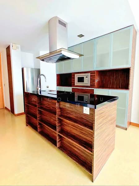 The Clift Apartment For Sale at S$ 1,100,000 | PropertyGuru Singapore - Kitchen