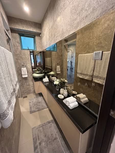 Yew Mei Green Condominium For Sale at S$ 1,750,000 | PropertyGuru Singapore - Bathroom