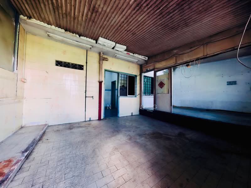 Jalan Ikan Merah Terraced House For Sale at S$ 4,500,000 | PropertyGuru Singapore - Interior