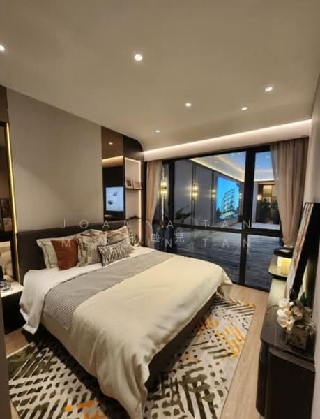 FREEHOLD D15 BEST BUY Condominium For Sale at S$ 2,580,000 | PropertyGuru Singapore - Bedroom