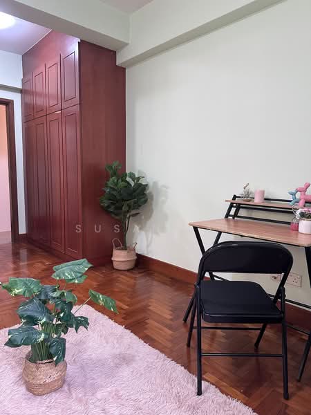 Westcove Condo, 10 West Coast Crescent, Room Rental, 90 sqft, Condominium For Rent, by Susan Lai, 500074307 - Master R2 $2280 1 pax - PropertyGuru.com.sg