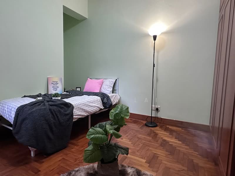 Westcove Condo, 10 West Coast Crescent, Room Rental, 90 sqft, Condominium For Rent, by Susan Lai, 500074307 - Common R1 (Single Bed X2) $1750(+$150 )  - PropertyGuru.com.sg