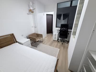 For Rent - Parc Oasis