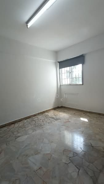 321 Hougang Avenue 5 HDB Flat For Sale at S$ 435,000 | PropertyGuru Singapore - Interior