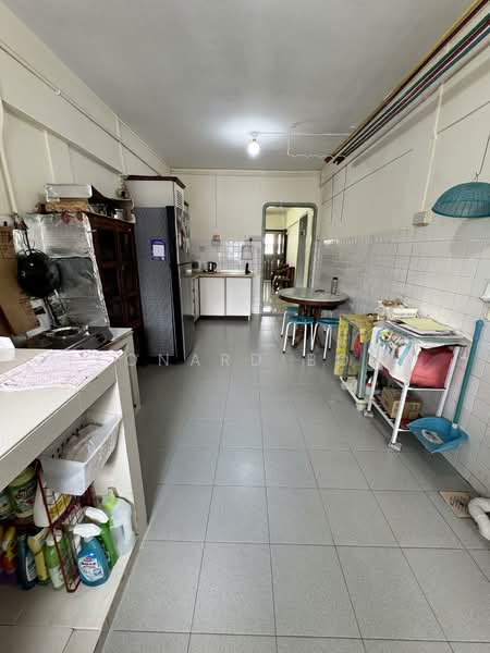 313 Ang Mo Kio Avenue 3, 313 Ang Mo Kio Avenue 3, 2 Bedrooms, 786 sqft, HDB Flat For Sale, by Leonard Boey, 500074353 - Kitchen - PropertyGuru.com.sg