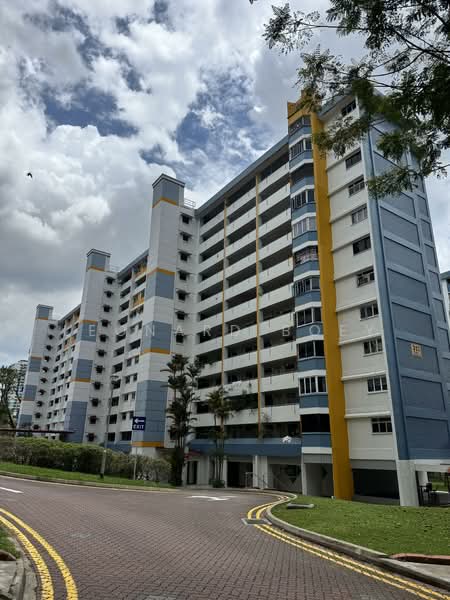 313 Ang Mo Kio Avenue 3, 313 Ang Mo Kio Avenue 3, 2 Bedrooms, 786 sqft, HDB Flat For Sale, by Leonard Boey, 500074353 - Exterior - PropertyGuru.com.sg