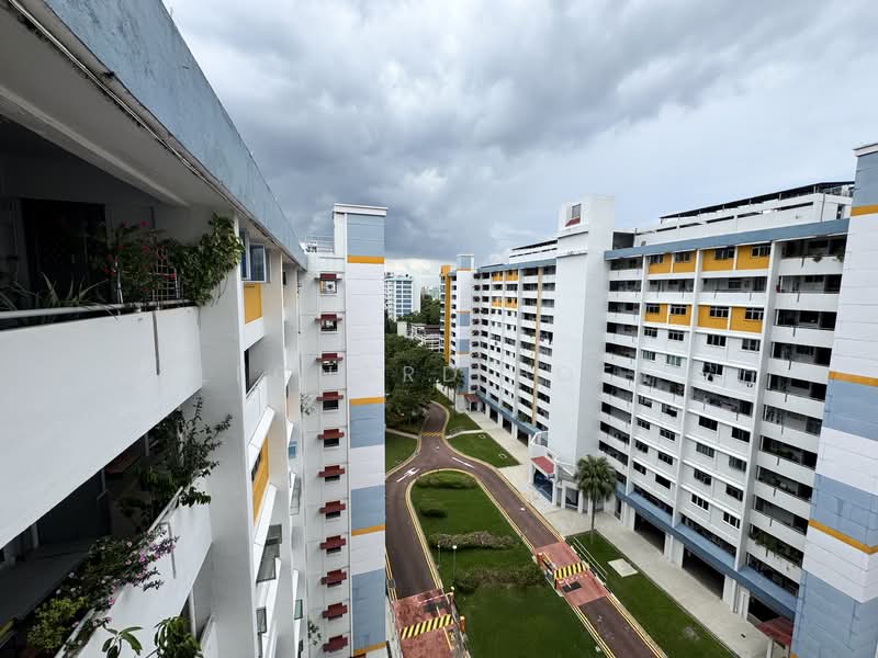 313 Ang Mo Kio Avenue 3, 313 Ang Mo Kio Avenue 3, 2 Bedrooms, 786 sqft, HDB Flat For Sale, by Leonard Boey, 500074353 - Exterior - PropertyGuru.com.sg