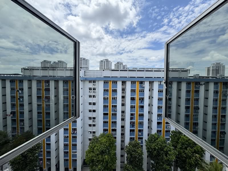 313 Ang Mo Kio Avenue 3, 313 Ang Mo Kio Avenue 3, 2 Bedrooms, 786 sqft, HDB Flat For Sale, by Leonard Boey, 500074353 - Exterior - PropertyGuru.com.sg