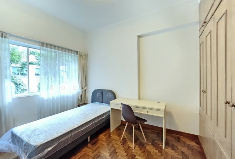 Royal Palm Mansions, 330 Pasir Panjang Road, 4 Bedrooms, 1,227 sqft, Condominium For Rent, by Rochelle De S Meegolle, 500074360 - PropertyGuru.com.sg