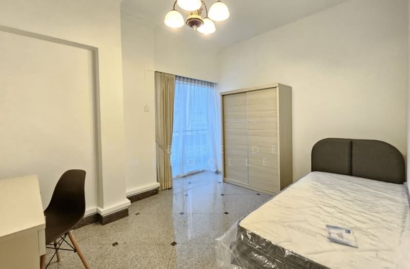 Royal Palm Mansions, 330 Pasir Panjang Road, 4 Bedrooms, 1,227 sqft, Condominium For Rent, by Rochelle De S Meegolle, 500074360 - PropertyGuru.com.sg