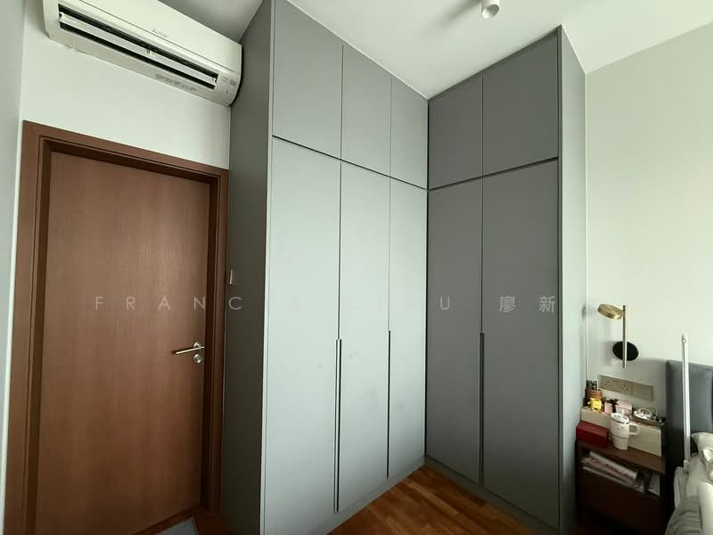 Pavilion 11 Condominium For Sale at S$ 2,000,000 | PropertyGuru Singapore - Bedroom