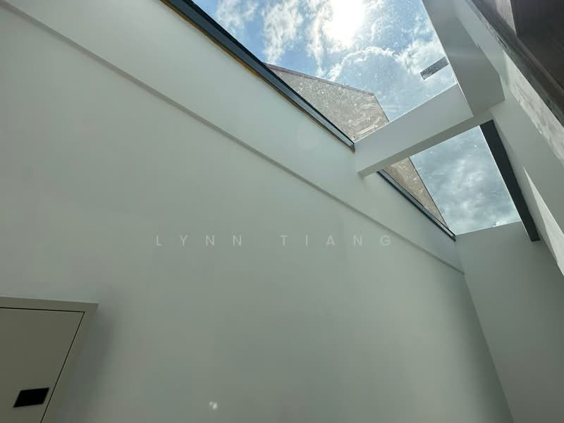 ❤️GIANT⚡️Brand New 4 Lvls Inter-Terrace in Seletar Hills Estate w Mezzanine, Attic & Lift, Jalan Ketumbit/ Yio Chu Kang Road/ Seletar Hills Estate, 6 Bedrooms, 5,150 sqft, Terraced House For Sale, by Lynn Tiang, 500074371 - Interior - PropertyGuru.com.sg