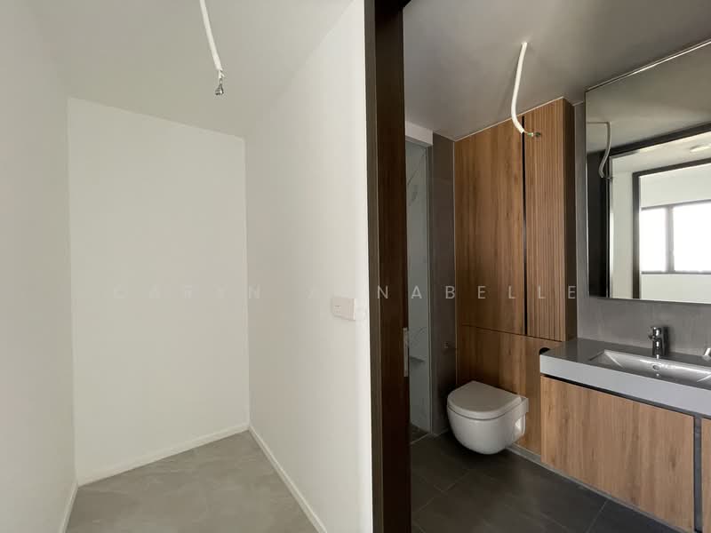 Brand New, Just TOP, High Floor, Near MRT & 1km to Good Schs Condominium For Sale at S$ 1,800,000 | PropertyGuru Singapore - Bathroom