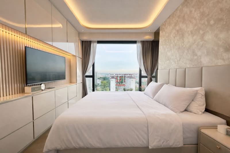 Parc Esta Condominium For Sale at S$ 2,750,000 | PropertyGuru Singapore - Bedroom