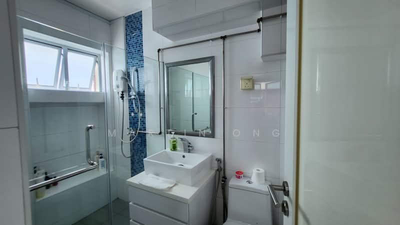 634 Bedok Reservoir Road HDB Flat For Sale at S$ 1,200,000 | PropertyGuru Singapore - Bathroom