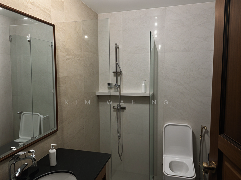 Meragi Close East View Garden Terraced House For Sale at S$ 5,680,000 | PropertyGuru Singapore - Bathroom