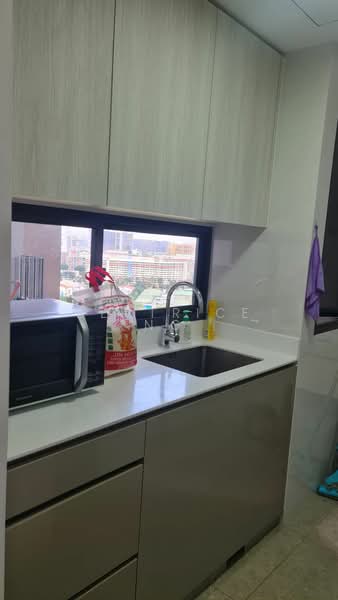 The Clement Canopy Condominium For Sale at S$ 2,268,000 | PropertyGuru Singapore - Kitchen