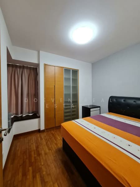 Savannah Condopark, 31 Simei Rise, 3 Bedrooms, 1,238 sqft, Condominium For Rent, by DOEVEN REAL ESTATE, 500074454 - Bedroom - PropertyGuru.com.sg