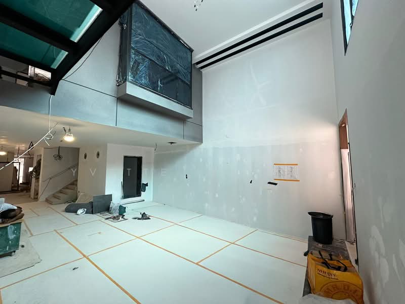 ❤️GIANT⚡️Brand New Listing 4 Lvls Inter-Terrace w Mezzanine, Attic & Lift in Seletar Hills Estate, Jalan Ketumbit/ Yio Chu Kang Road/ Seletar Hills Estate, 6 Bedrooms, 5,150 sqft, Terraced House For Sale, by Yvette Yeo 杨丽颖, 500074462 - Interior - PropertyGuru.com.sg