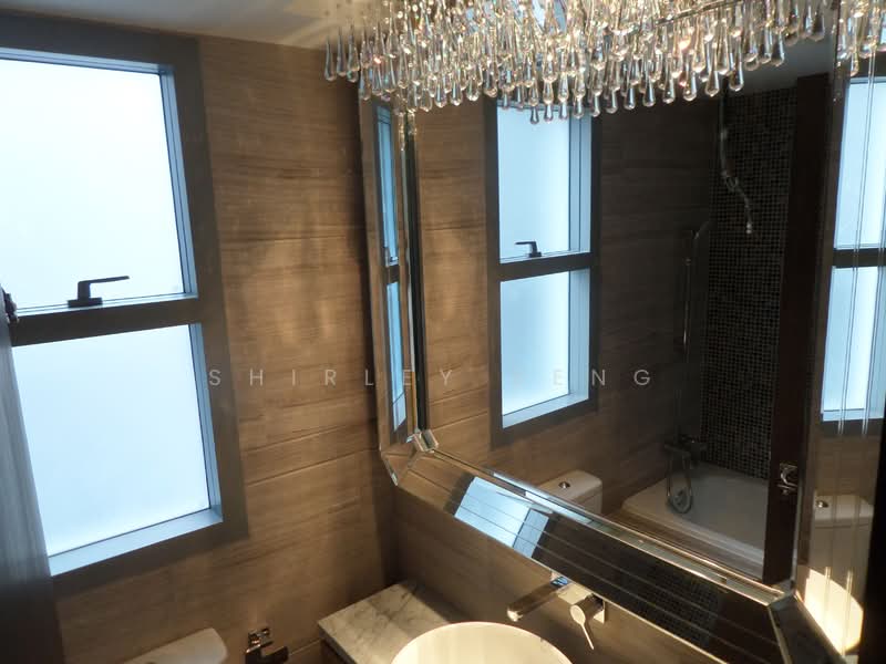 Thomson Grand Condominium For Sale at S$ 4,120,000 | PropertyGuru Singapore - Bathroom