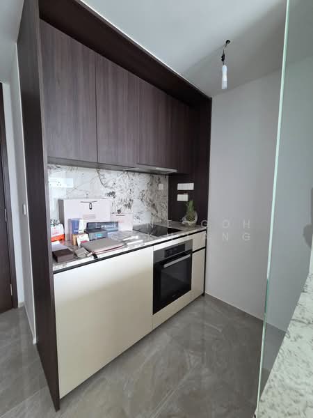 Tembusu Grand, 94 Jalan Tembusu, 2 Bedrooms, 667 sqft, Condominium For Rent, by Adeline Goh Leng Khiang, 500074487 - Kitchen - PropertyGuru.com.sg