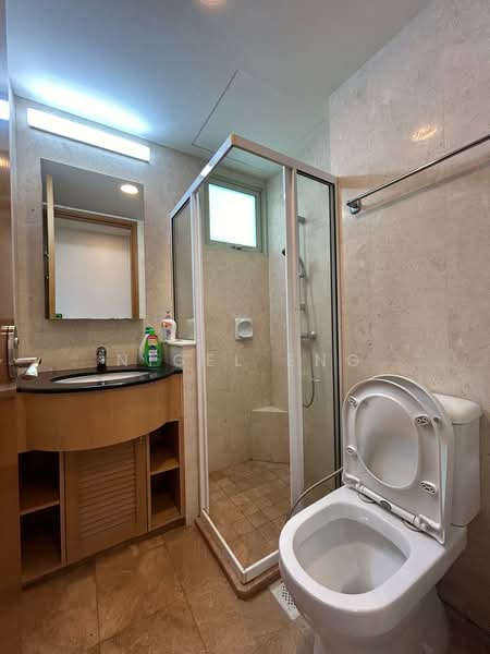 Queens, 16 Stirling Road, Room Rental, 150 sqft, Condominium For Rent, by Nigel Eng, 500074493 - Bathroom - PropertyGuru.com.sg