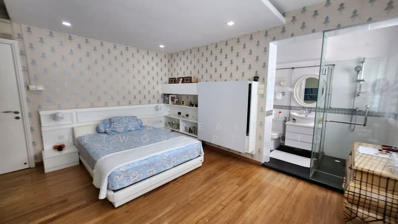 634 Bedok Reservoir Road HDB Flat For Sale at S$ 1,200,000 | PropertyGuru Singapore - Bedroom